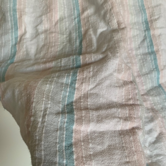 Pastel Tie-up CropTop - Picture 3 of 3